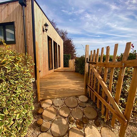 Studio Les 2 Fees - Jacuzzi - Deco Feerique Montfort-sur-Meu 외부 사진